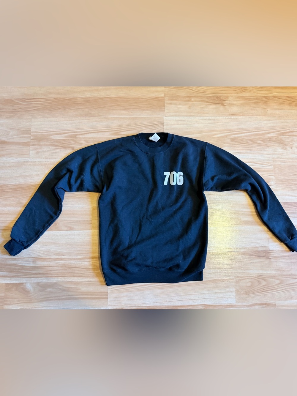 Southern, Raised In Georgia 706 Area Code Sweatshirt Small - Picture 2 of 4